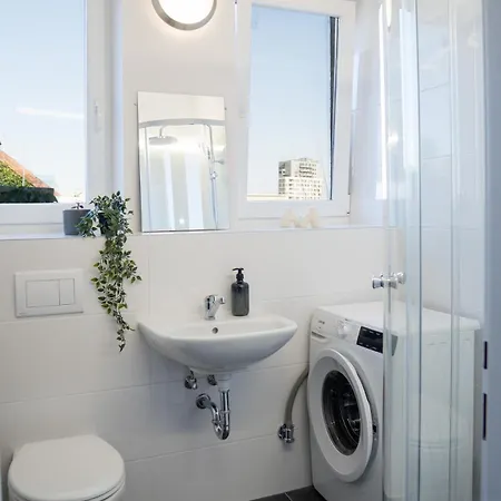 N31 Spacious With Ac Апартаменти *