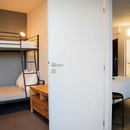 N31 Spacious With Ac Apartment Pressburg